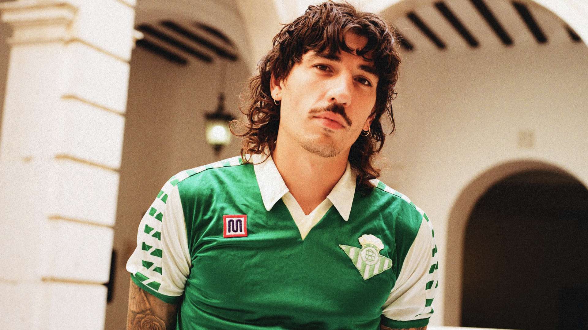 範德薩突發腦淤血 荷蘭足球傳奇送往醫院急救.